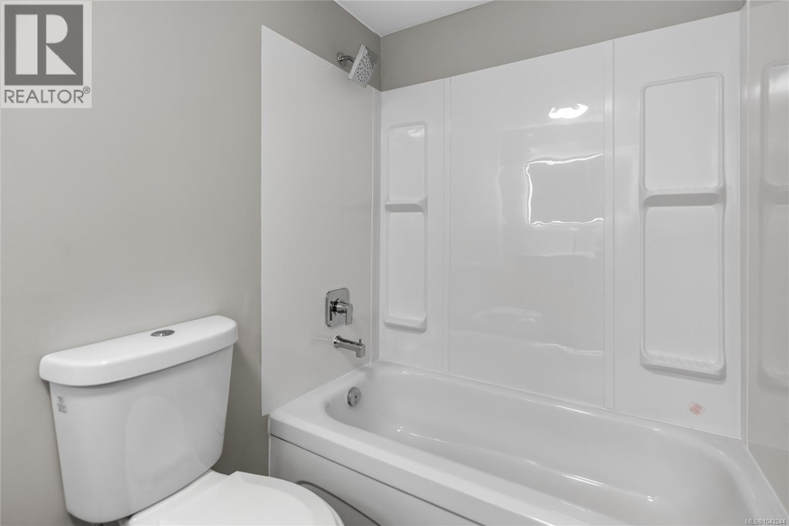 #206 175 Centennial Dr - 12