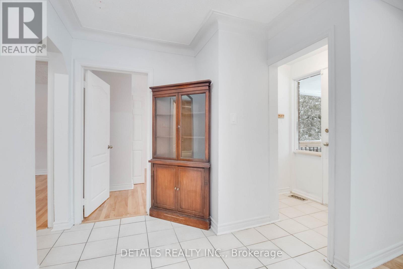 A – 2551 INNES AVENUE, Ottawa. Luxury613. By Peter Sagos - Image 10