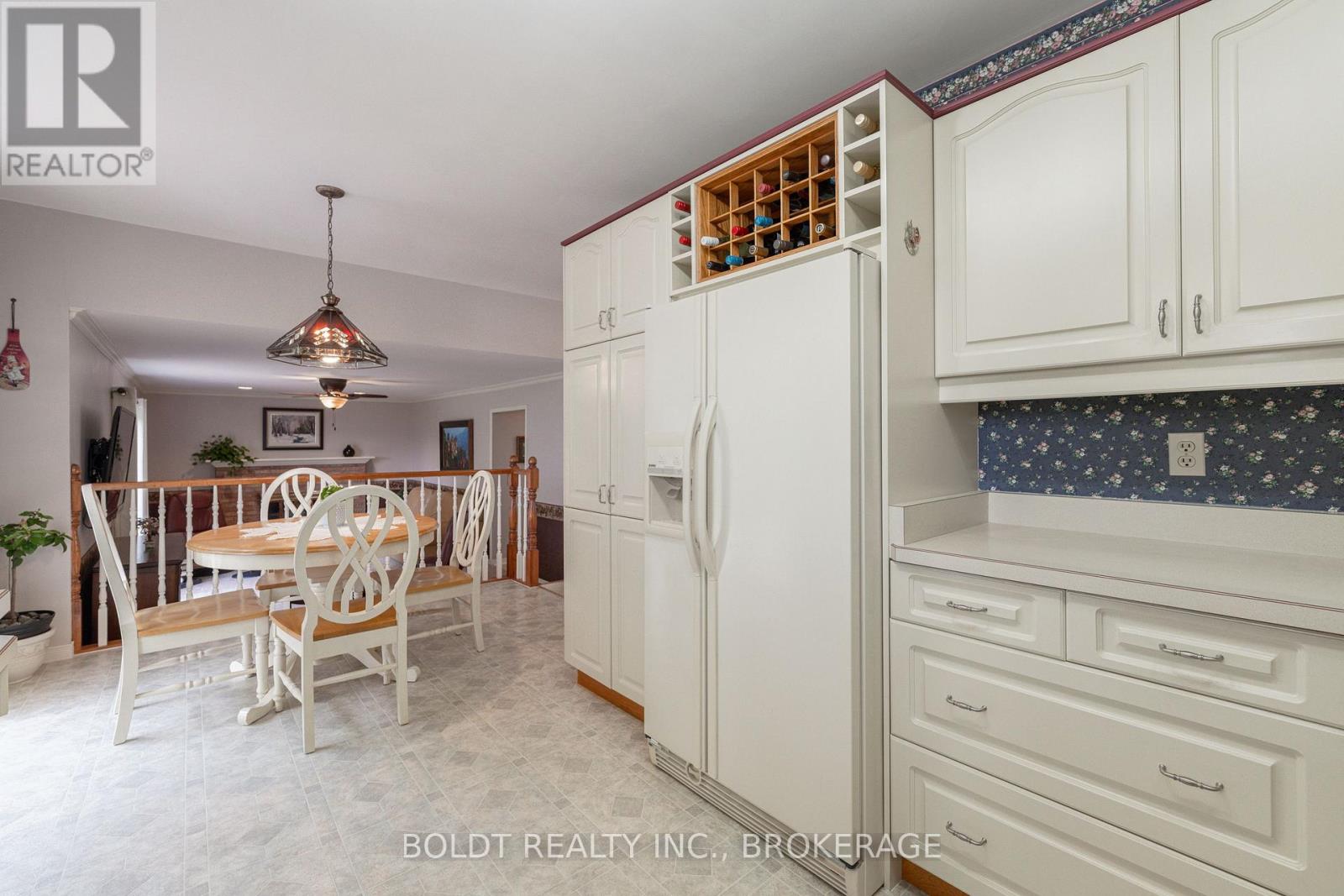 48 HOMESTEAD DRIVE - 14