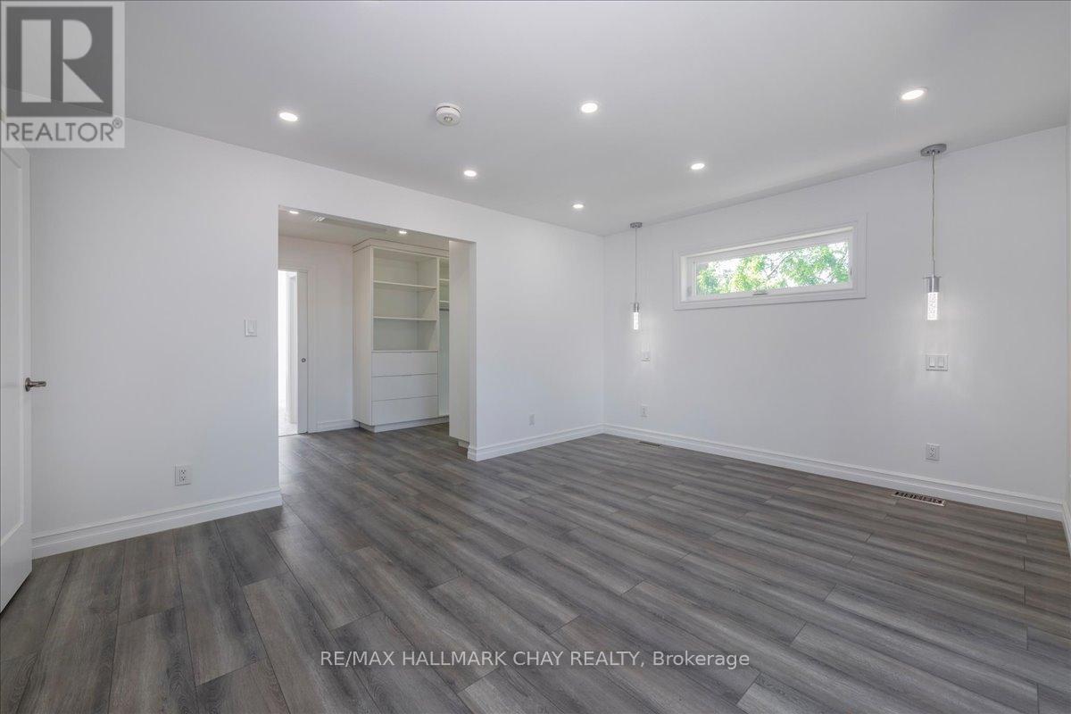 69 RODNEY STREET - 17