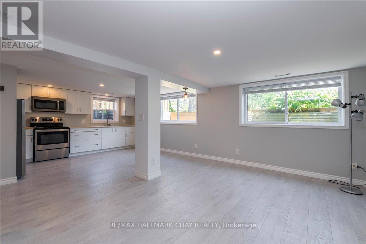 69 RODNEY STREET - 25