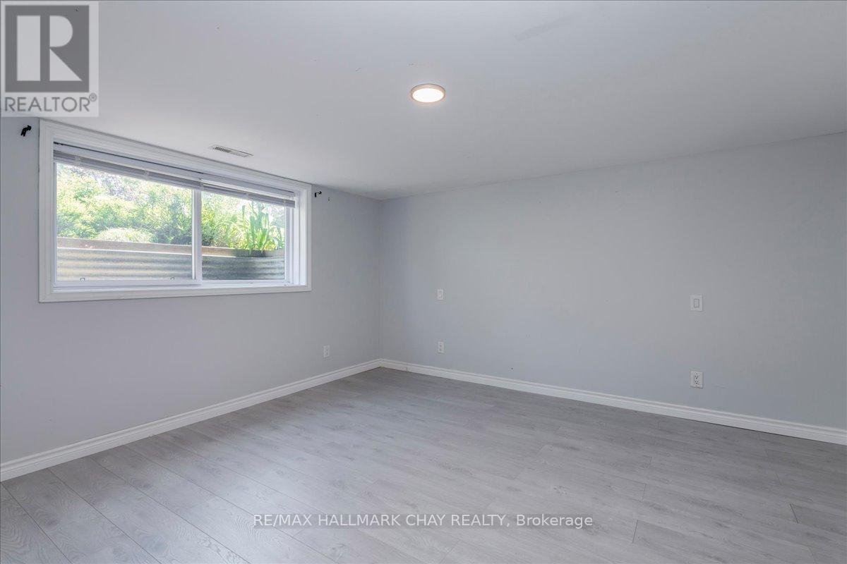69 RODNEY STREET - 28