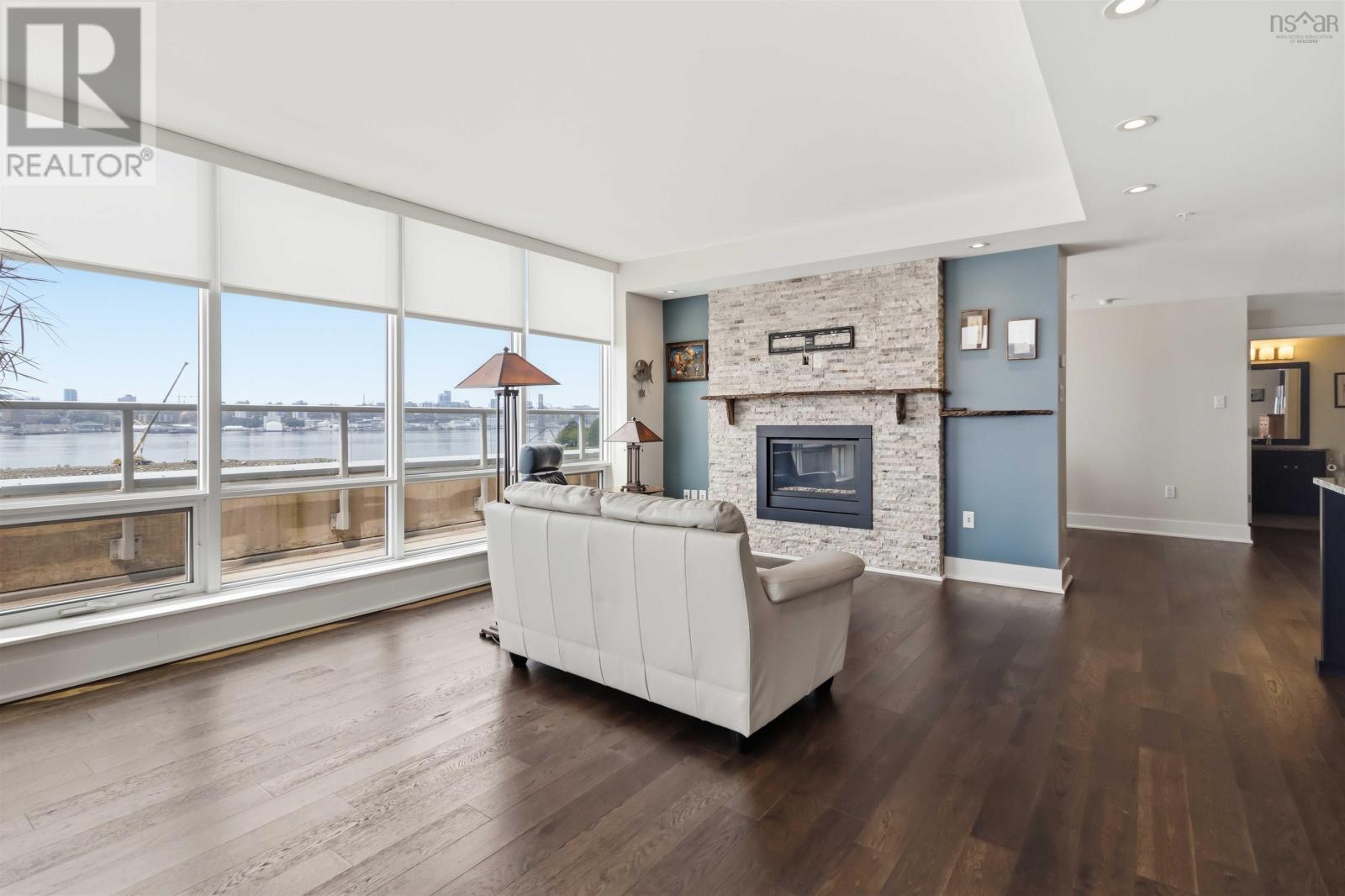 #403 67 Kings Wharf Place - 13