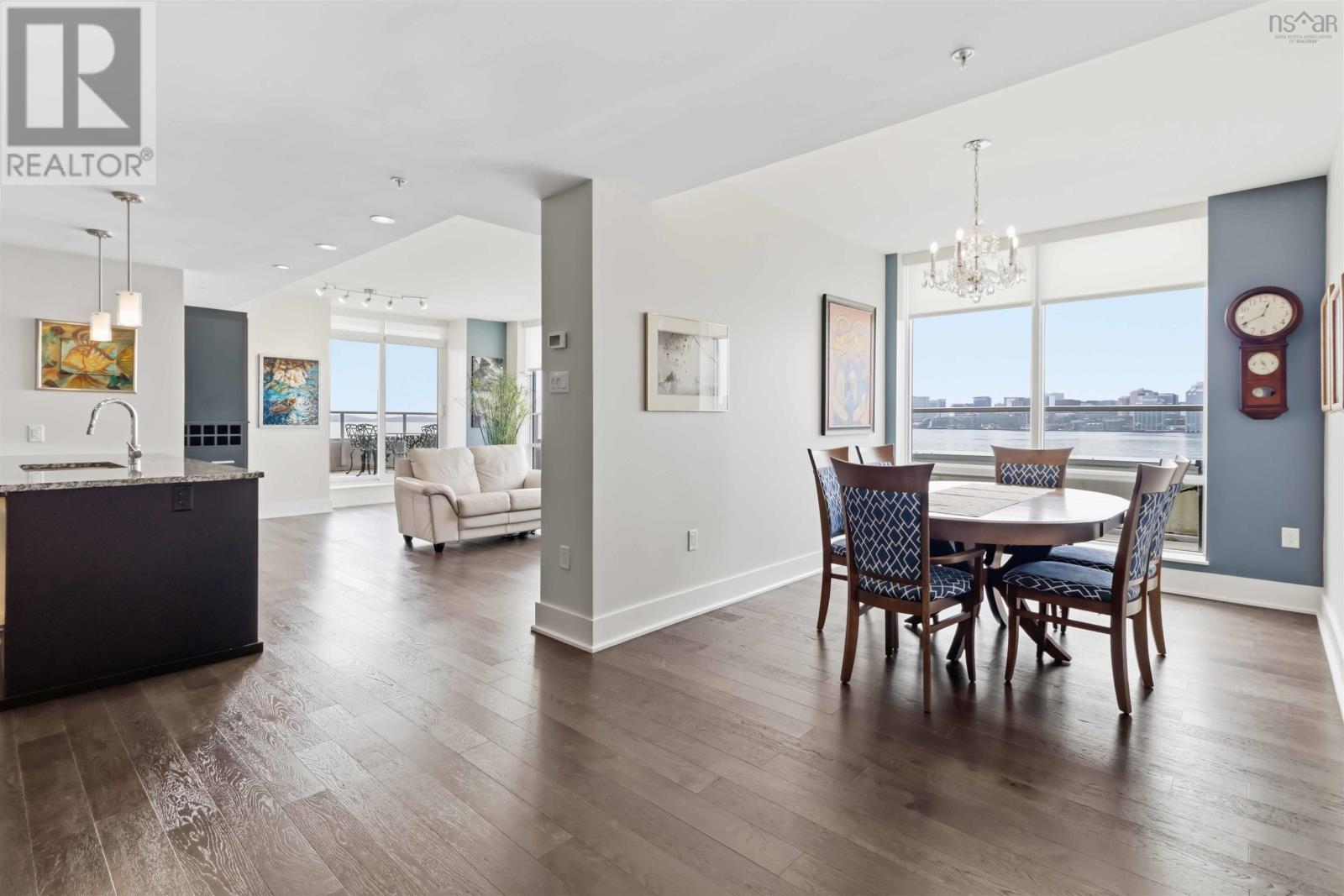 #403 67 Kings Wharf Place - 16