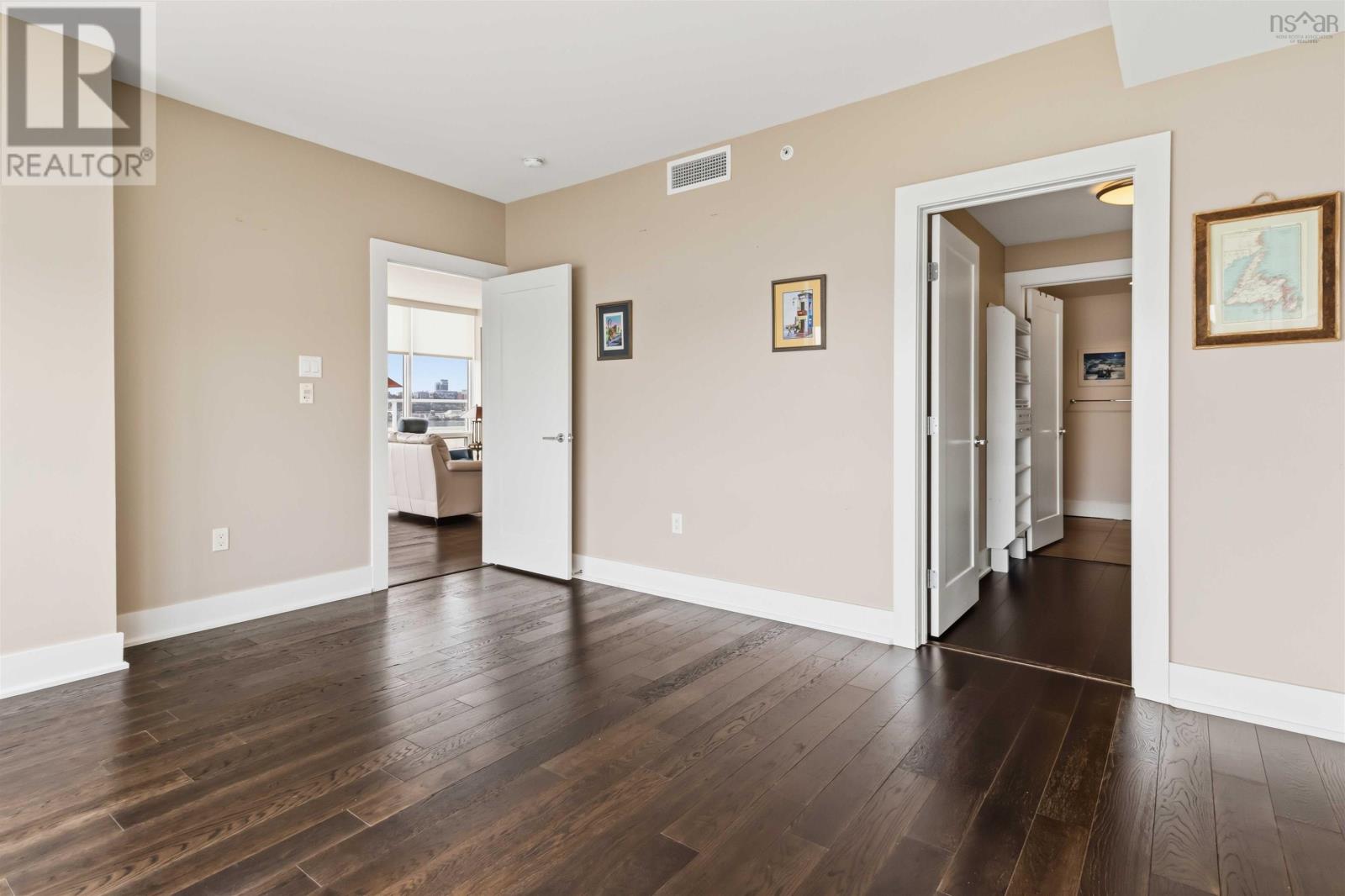 #403 67 Kings Wharf Place - 21