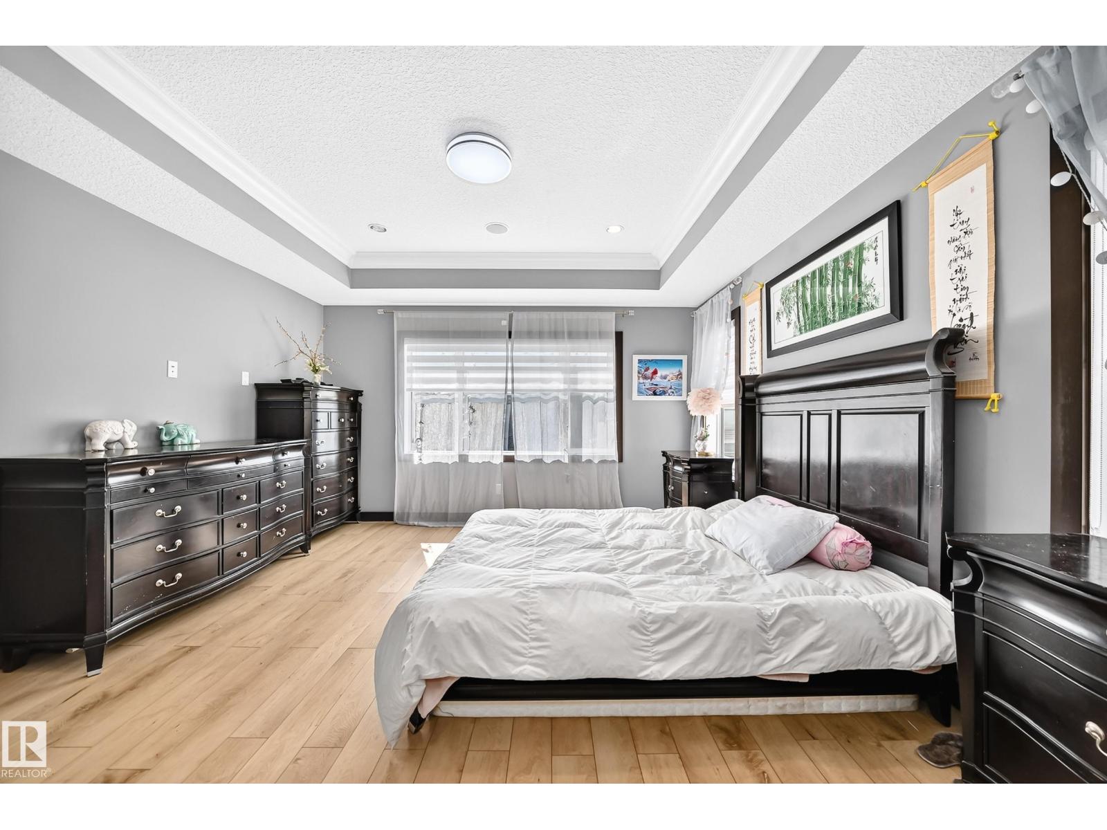 16244 138 ST NW - 32