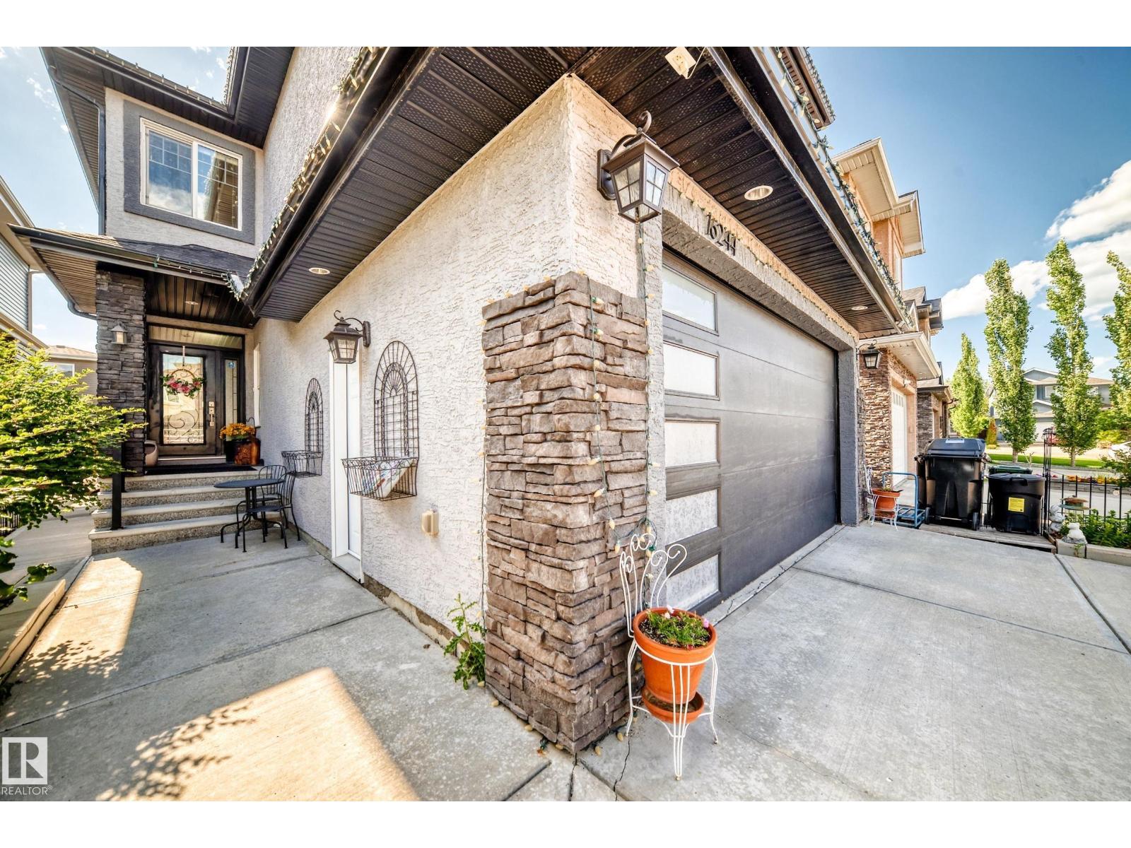 16244 138 ST NW - 4