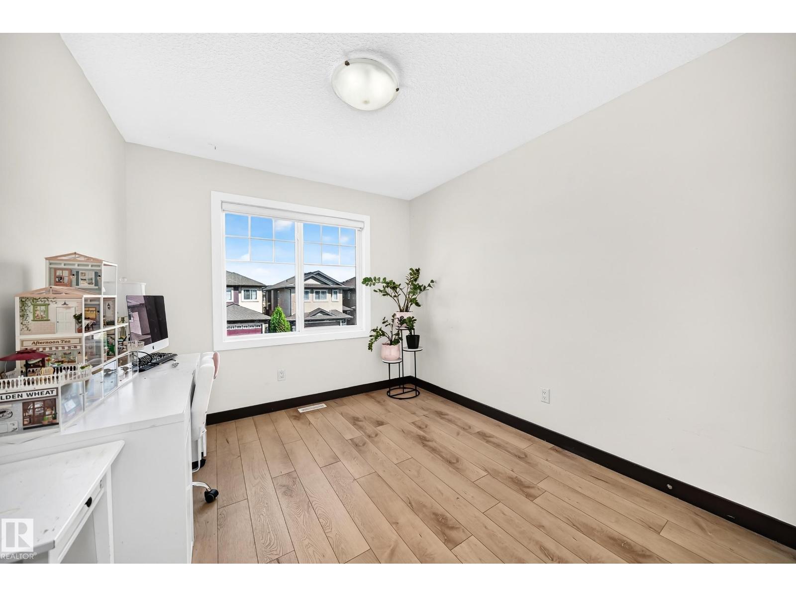 16244 138 ST NW - 41