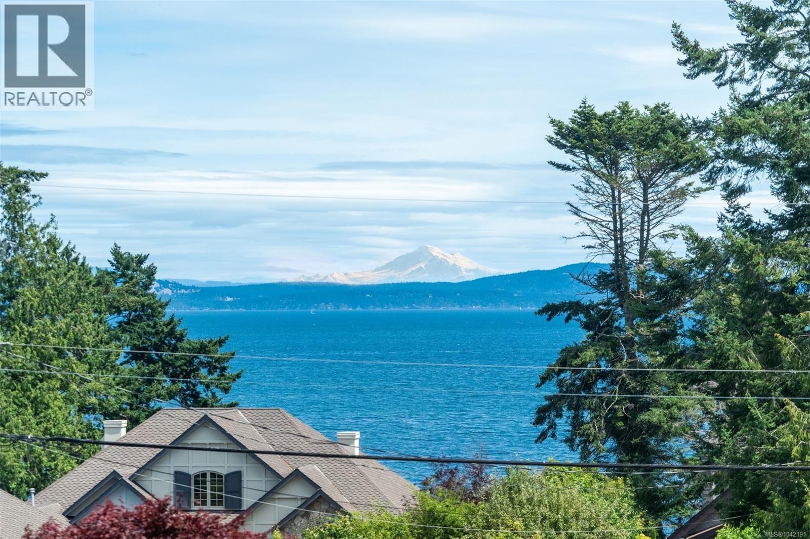  5270 Parker Avenue, Saanich