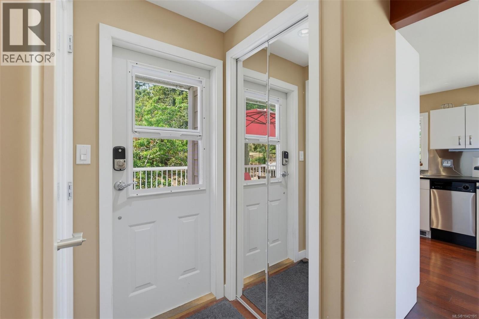  5270 Parker Avenue, Saanich