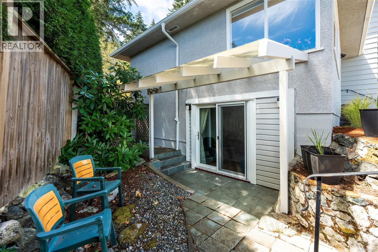  5270 Parker Avenue, Saanich