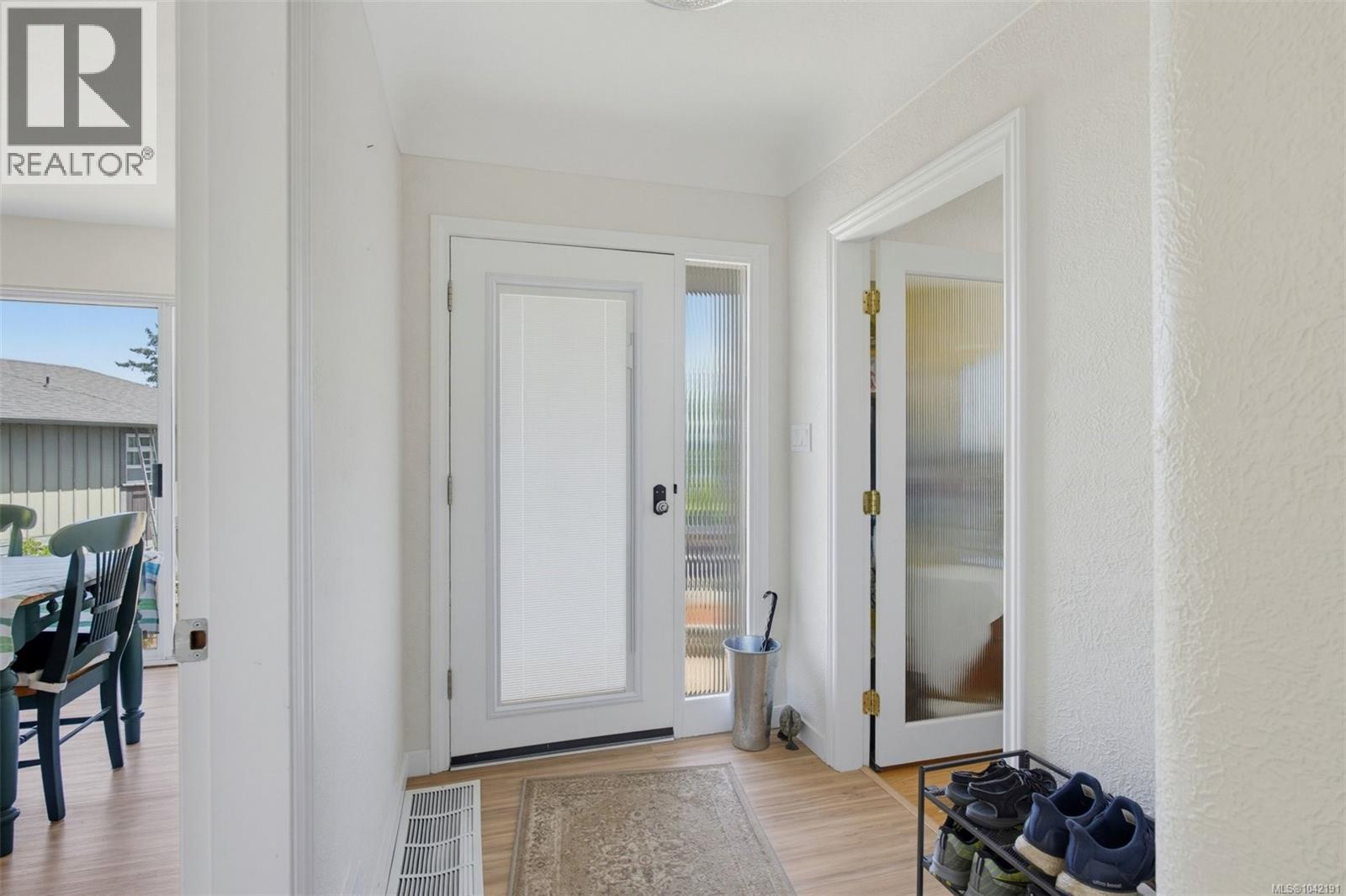  5270 Parker Avenue, Saanich