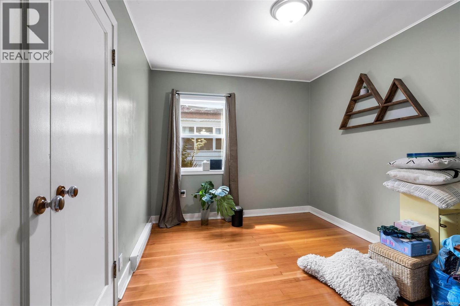 355 Beech Ave - 14