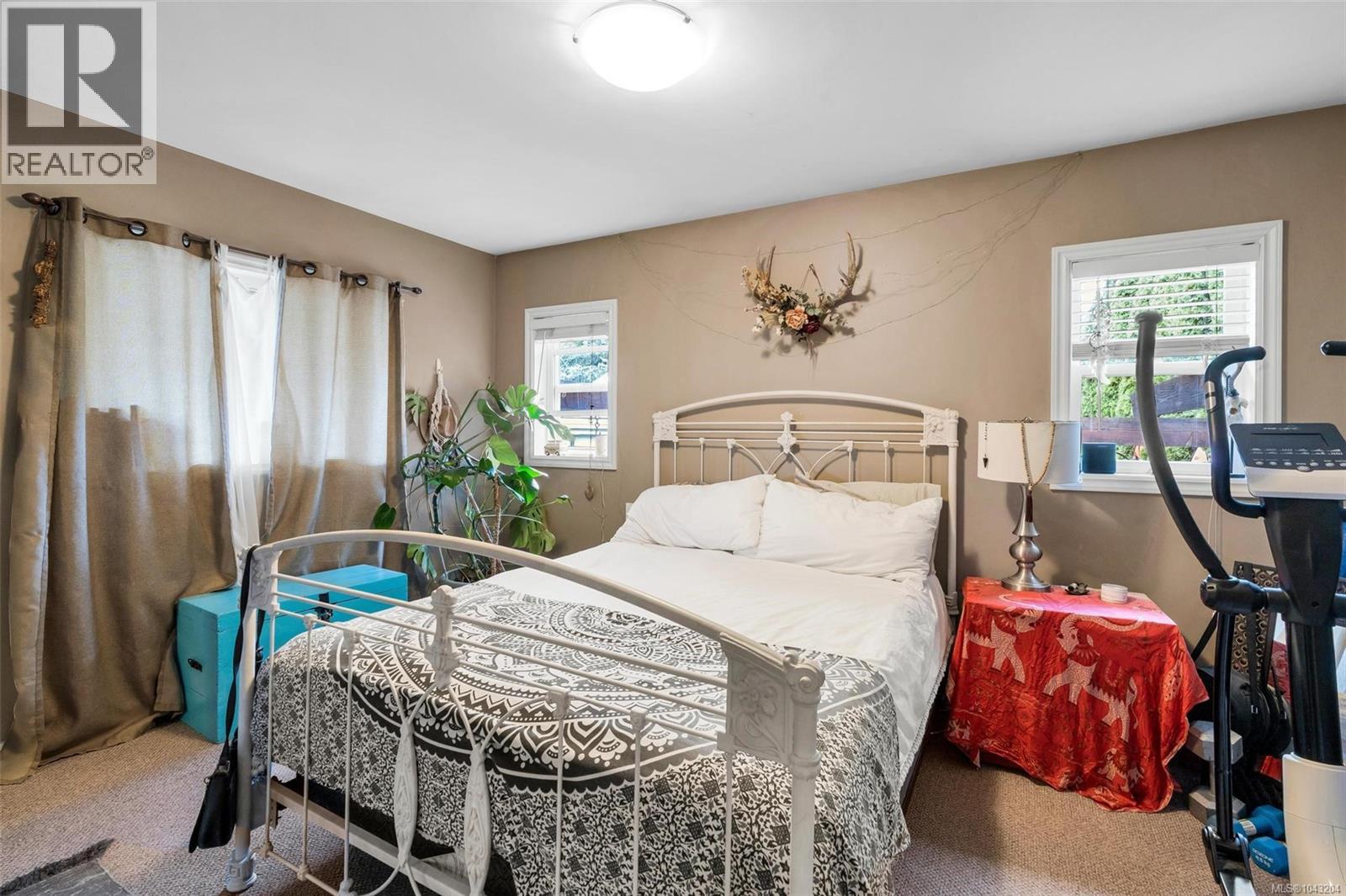 355 Beech Ave - 10