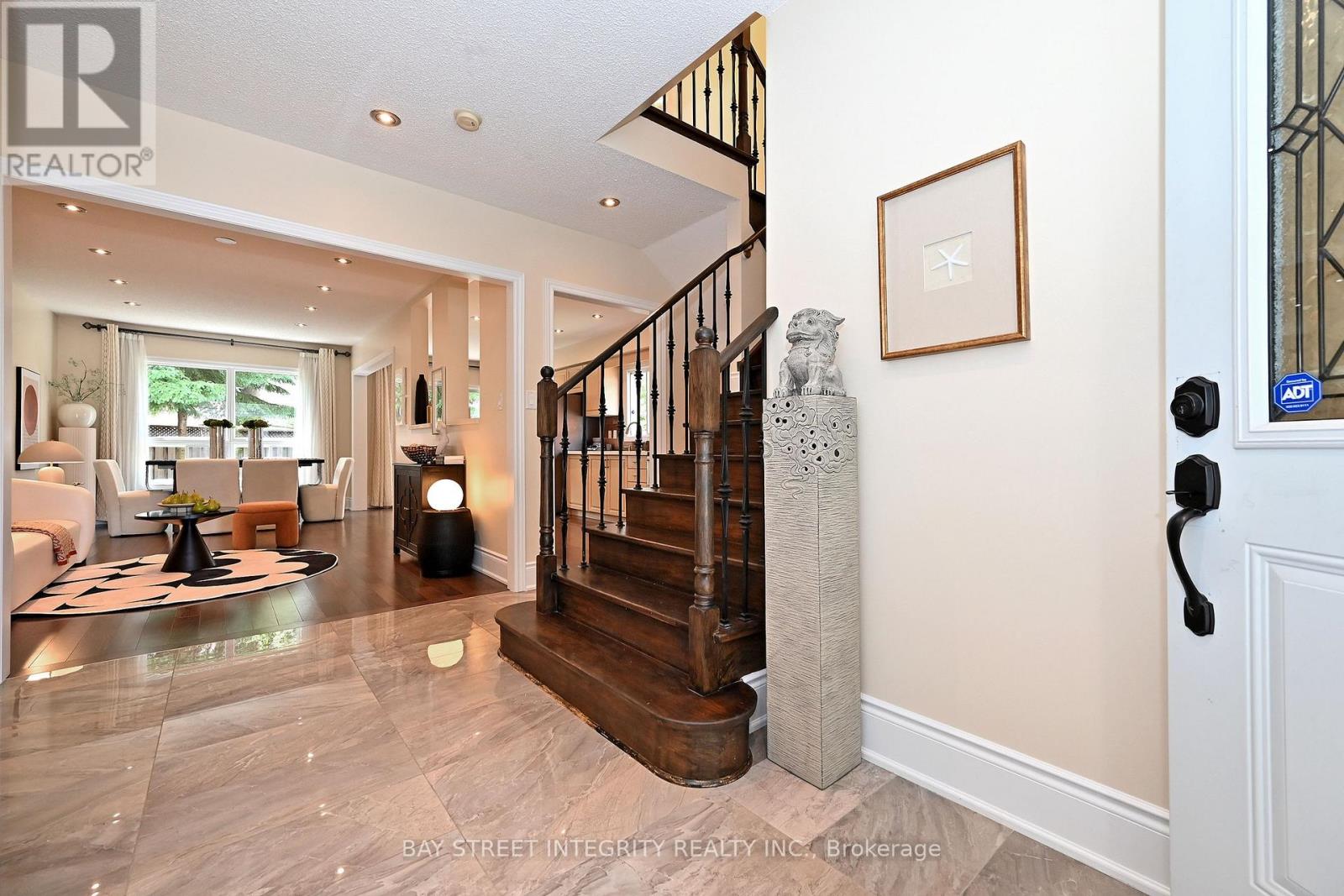 95 ALPINE CRESCENT - 3
