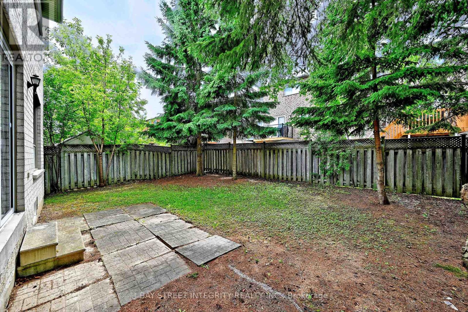 95 ALPINE CRESCENT - 36