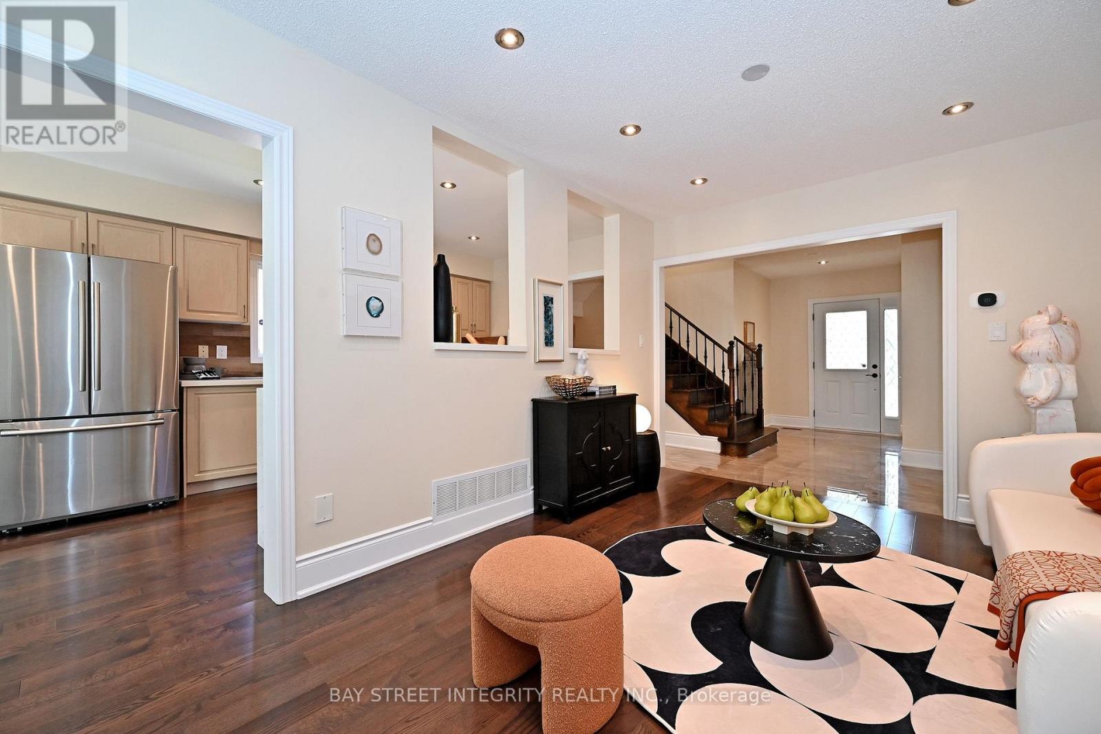 95 ALPINE CRESCENT - 9