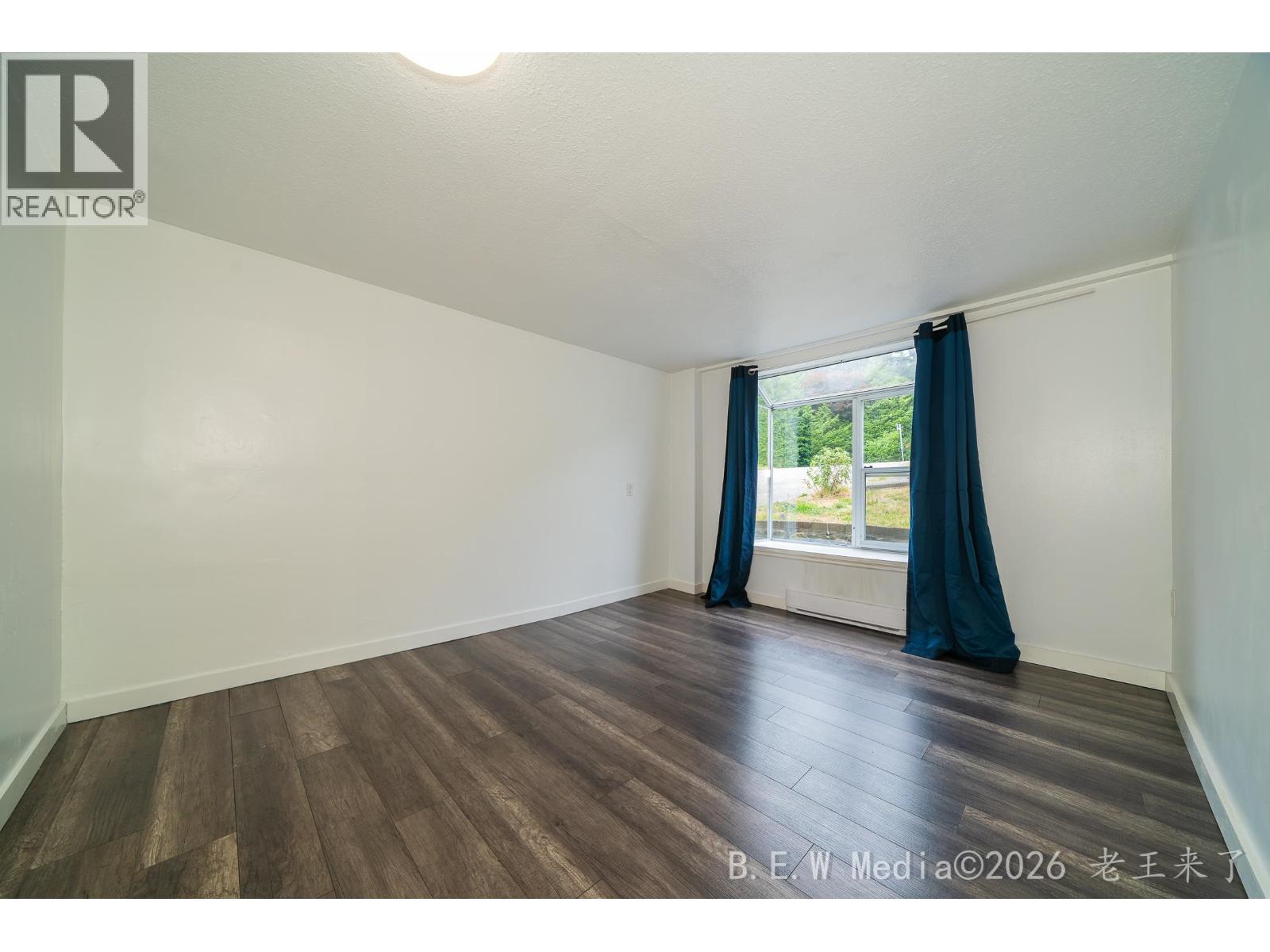 4380 WOODCREST ROAD, West Vancouver