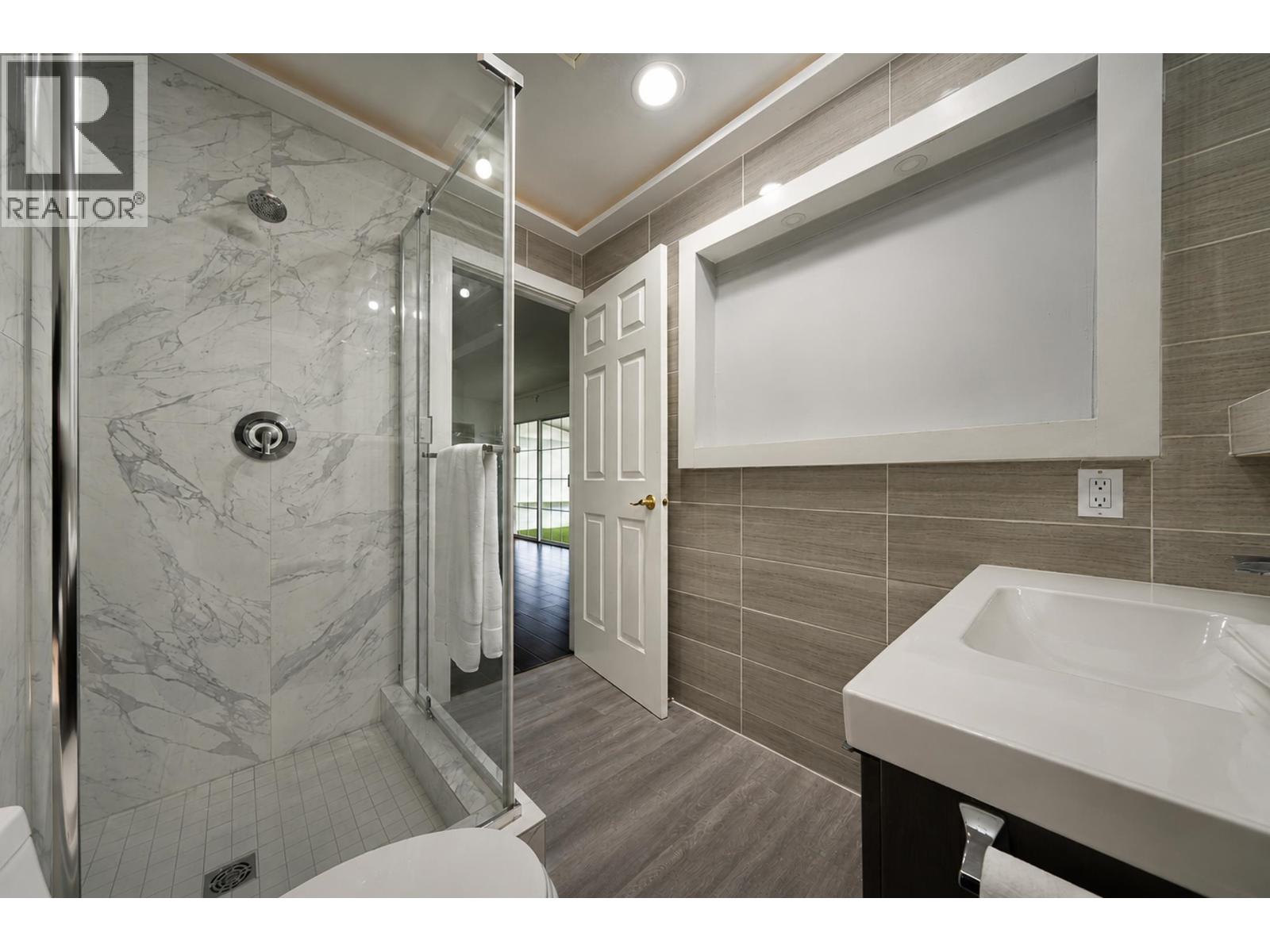 4380 WOODCREST ROAD, West Vancouver