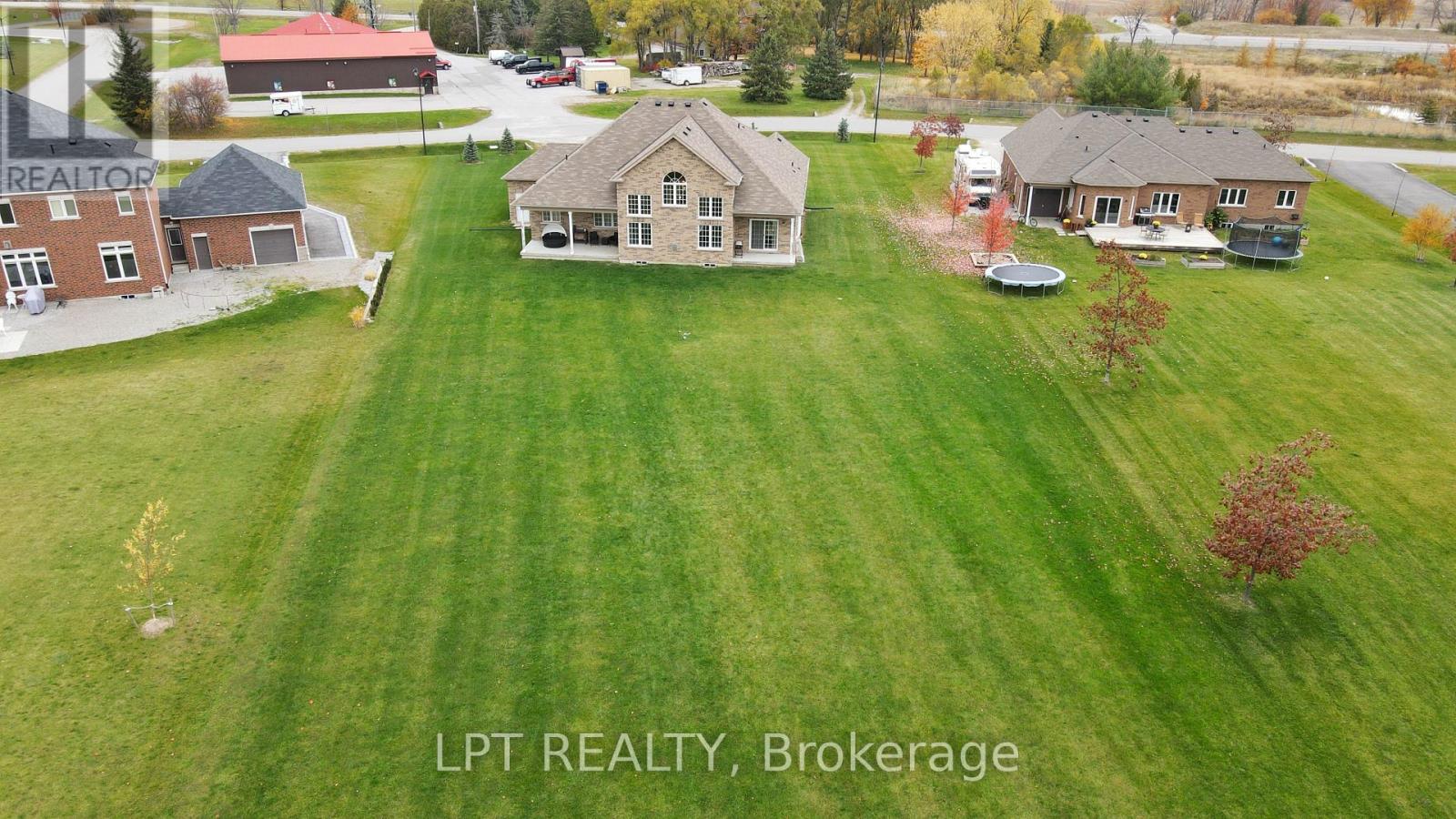 12 PLOWRIGHT ROAD - 35