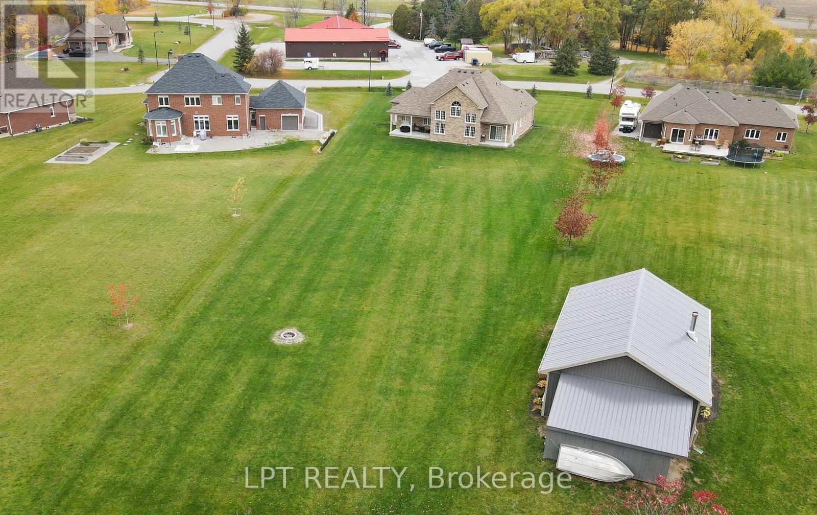 12 PLOWRIGHT ROAD - 36