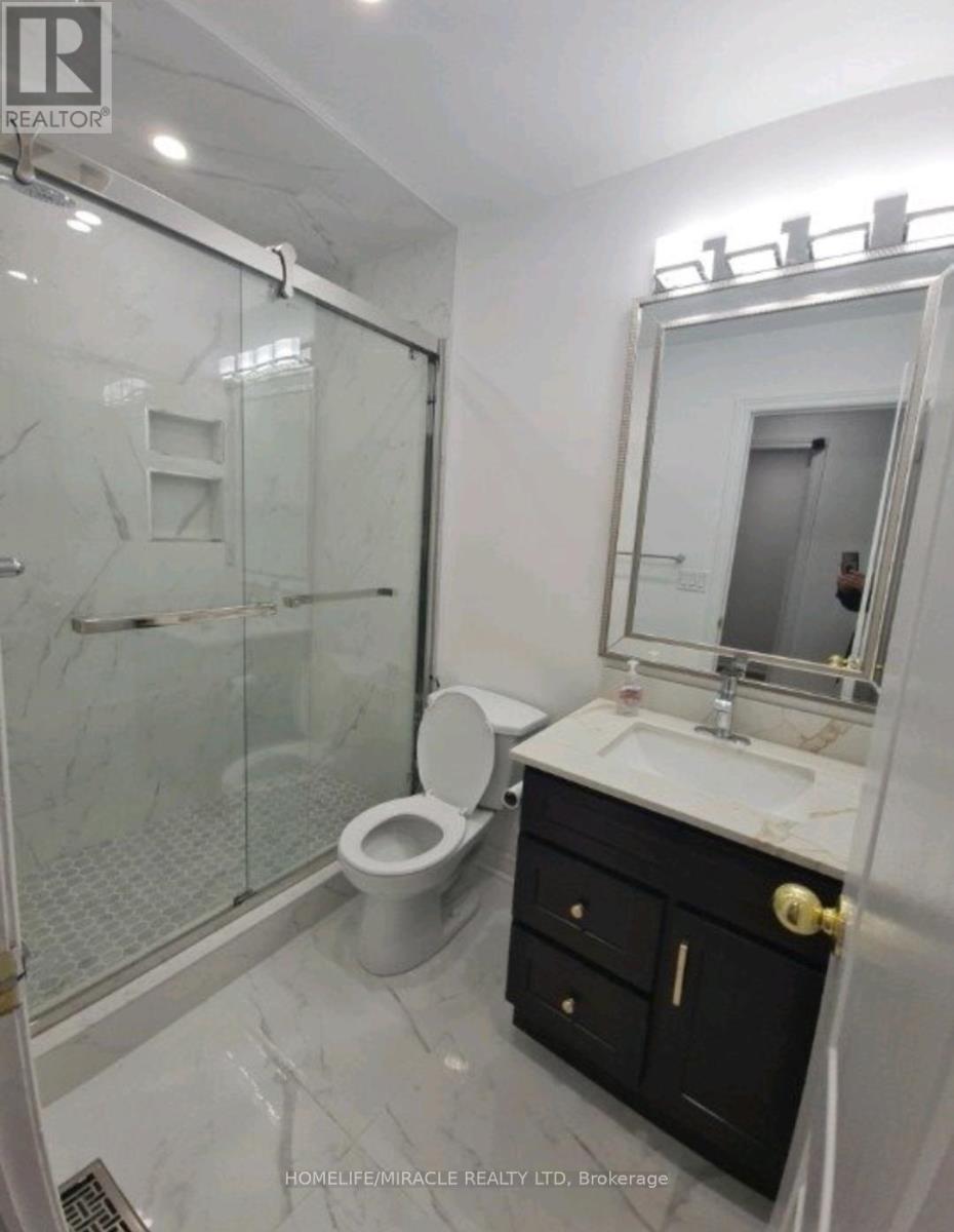 7153 VILLAGE WALK - 19