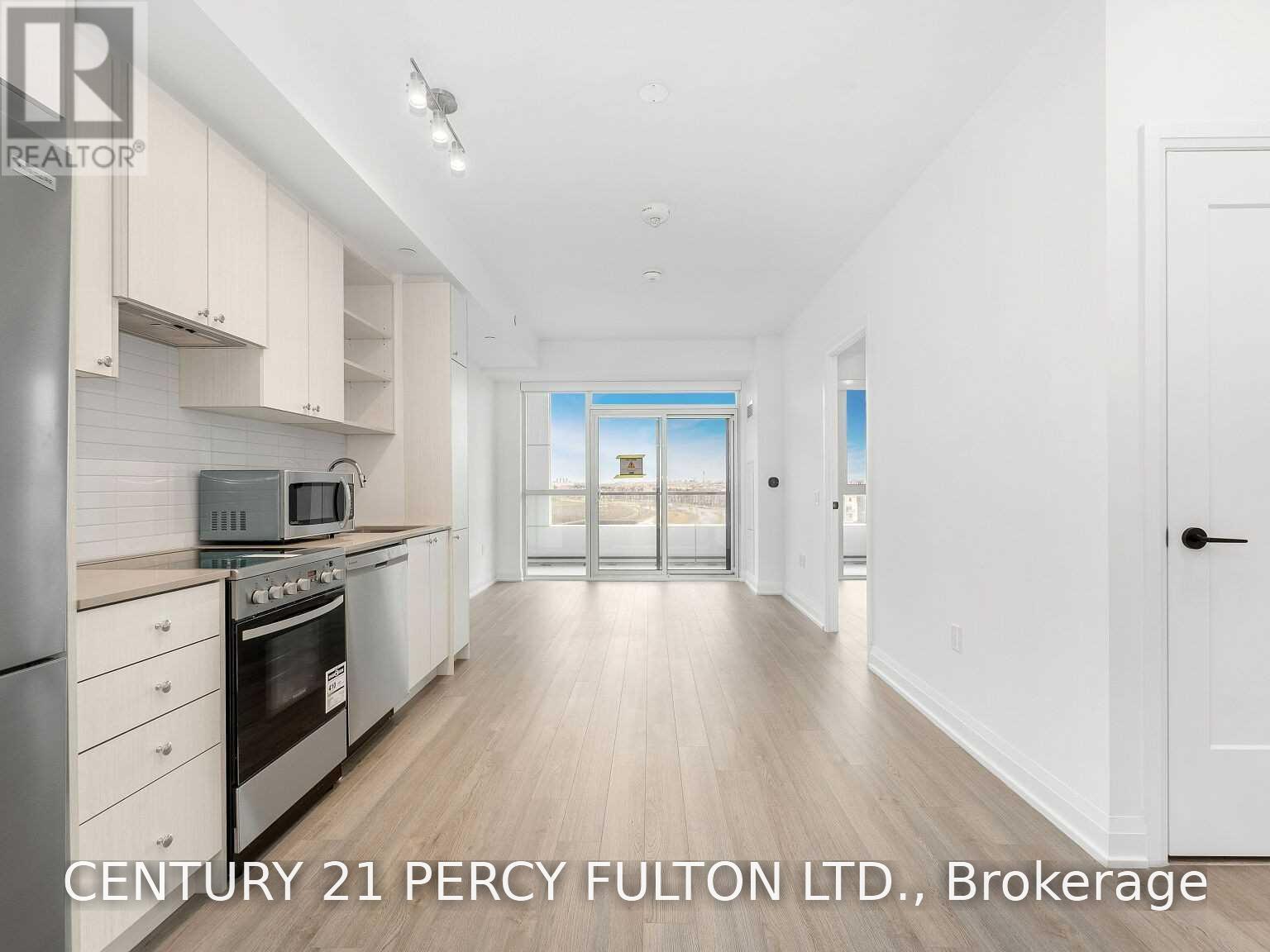 Walk out to Huge Balcony