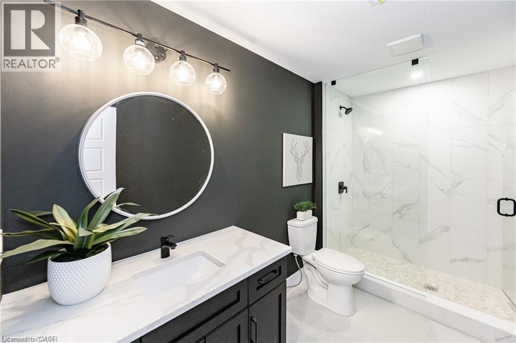 1050 WALTON Avenue - 36