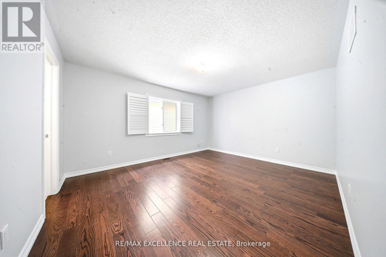 129 MORDEN DRIVE - 32
