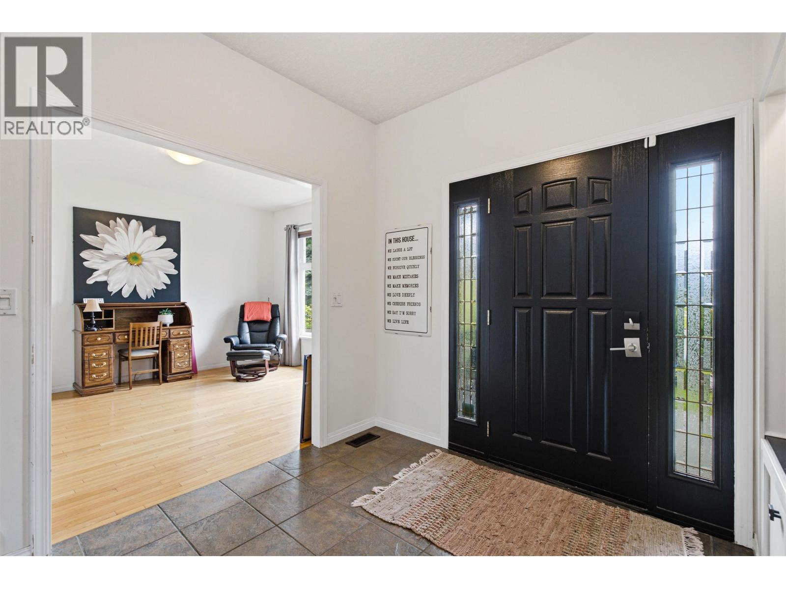 1905 BOE PLACE - 2