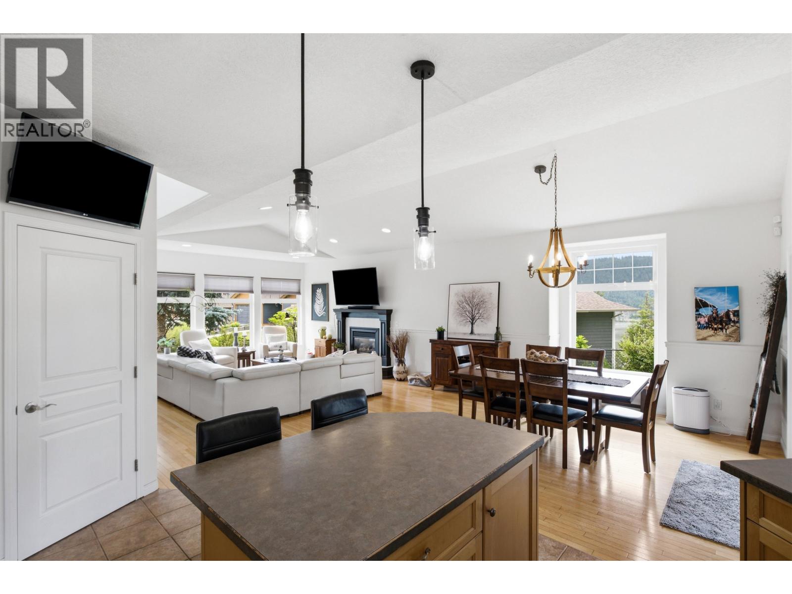 1905 BOE PLACE - 6