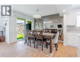 16 901 W 17th Street, North Vancouver, BC V7P1V8 Photo 12