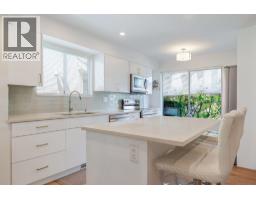 16 901 W 17th Street, North Vancouver, BC V7P1V8 Photo 17