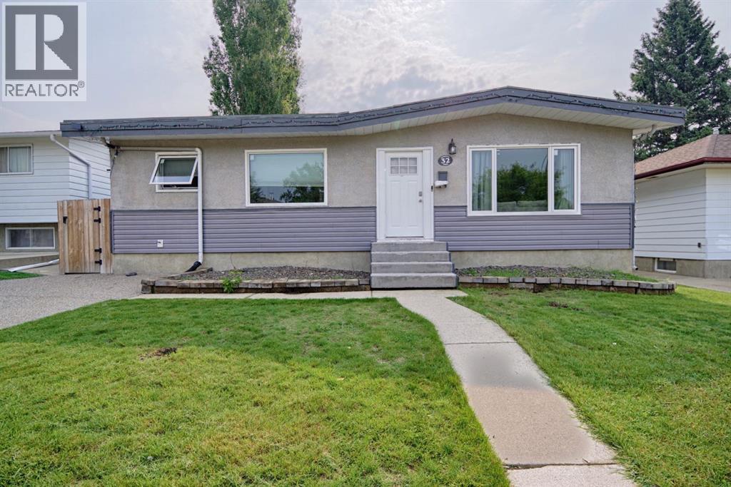 32 Lemoyne Crescent W - 3