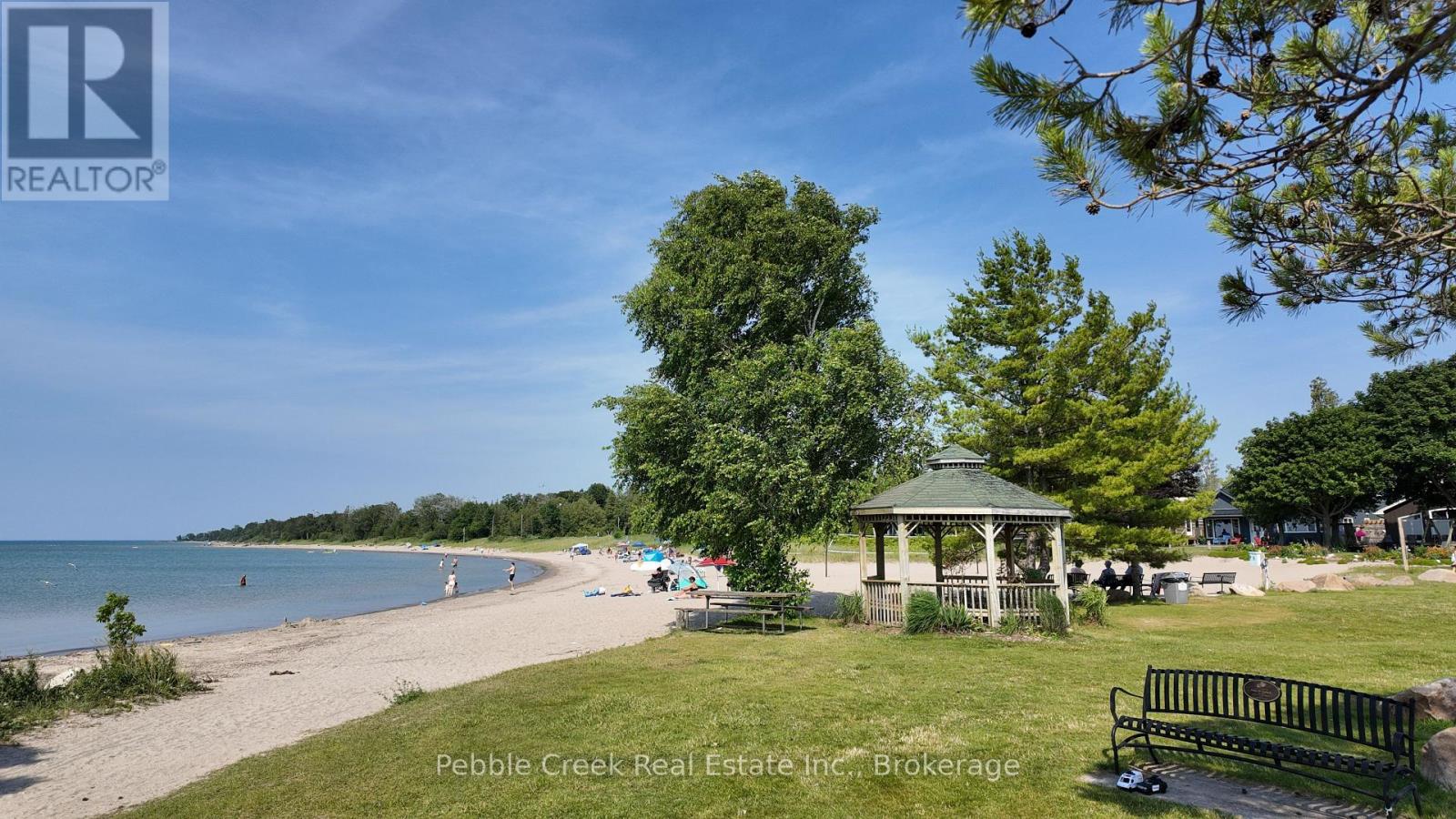 412 ASH STREET - 28