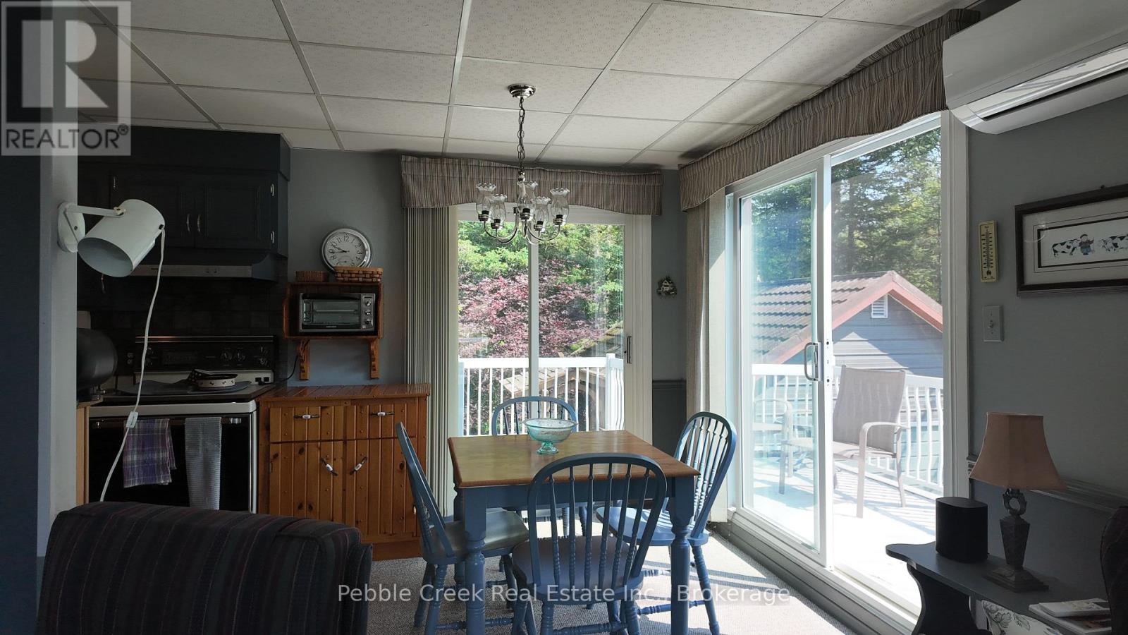 412 ASH STREET - 5