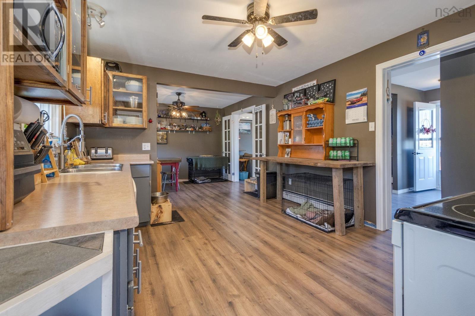 7 Dale Avenue - 5