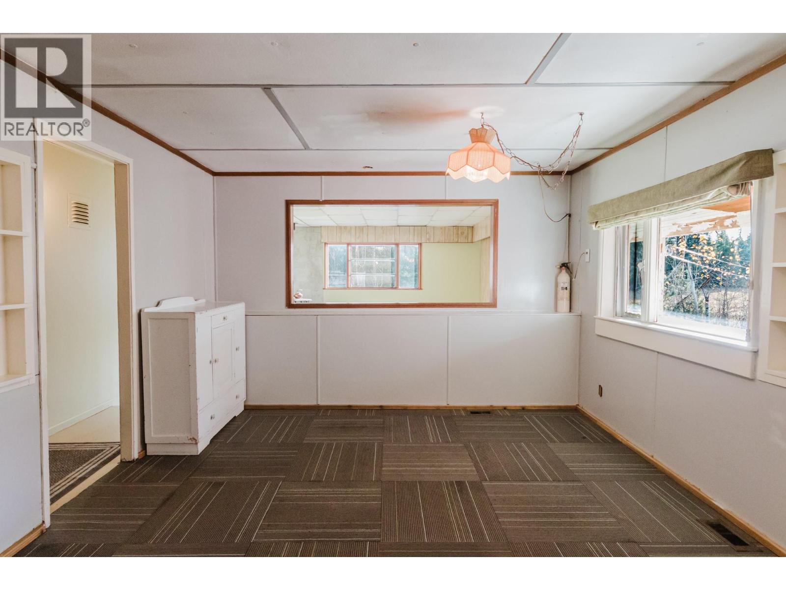 3974 Malakwa Station Road - 12