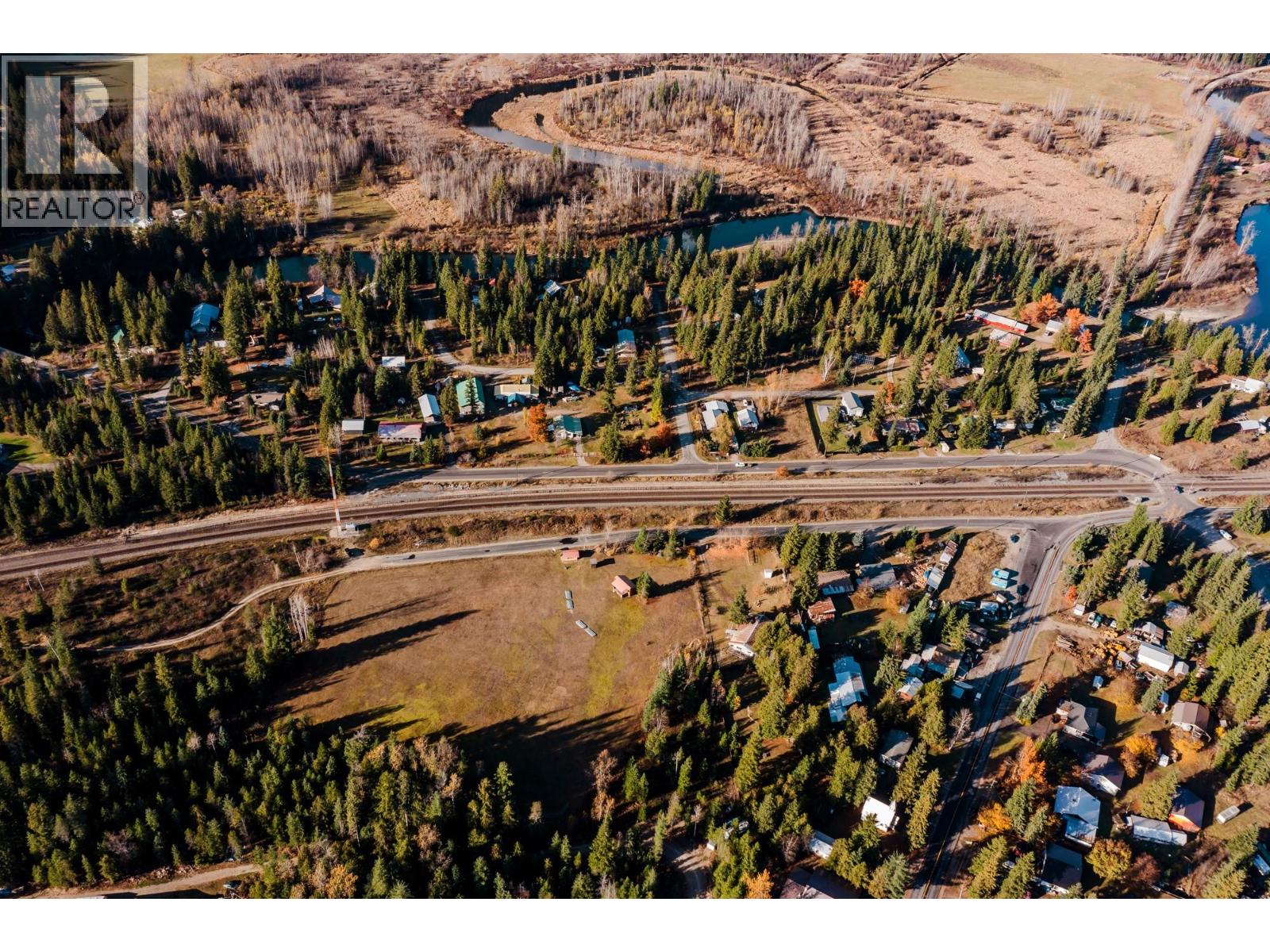 3974 Malakwa Station Road - 44