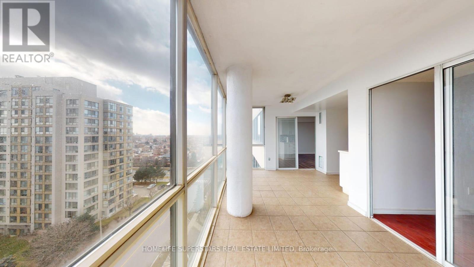 #1204 10 MARKBROOK LANE - 25