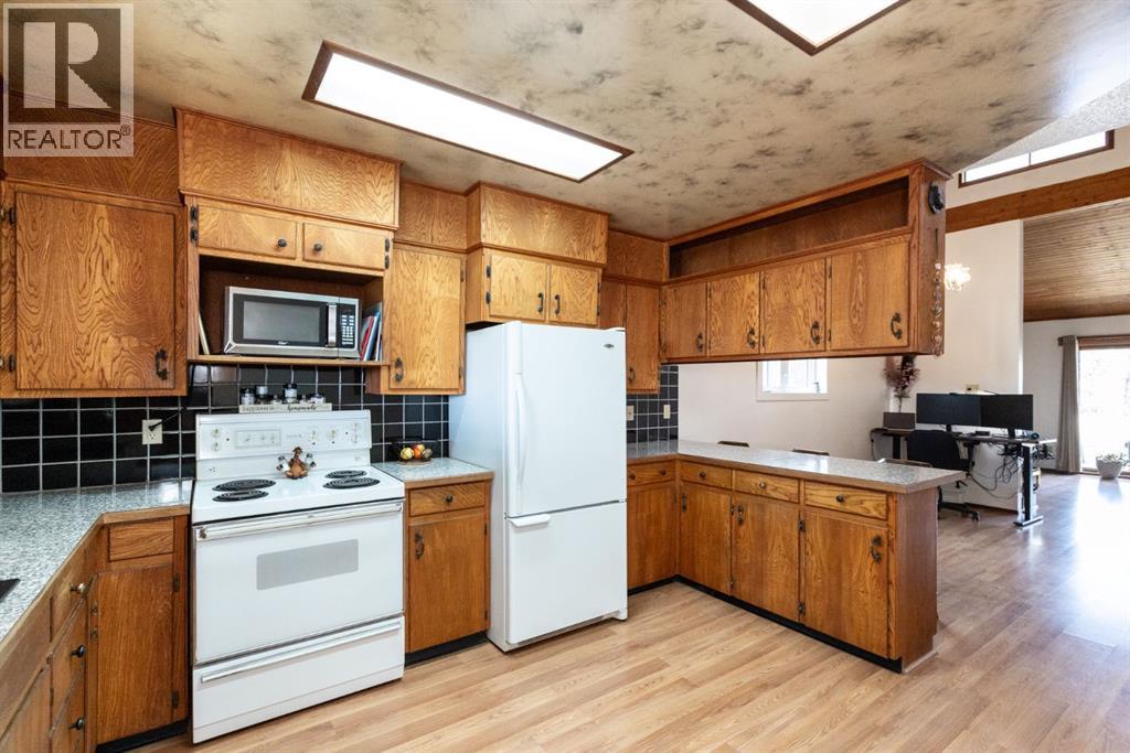3327 360 Township - 25
