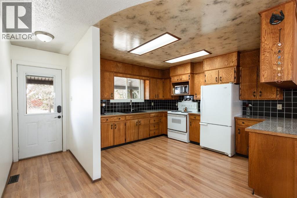 3327 360 Township - 21