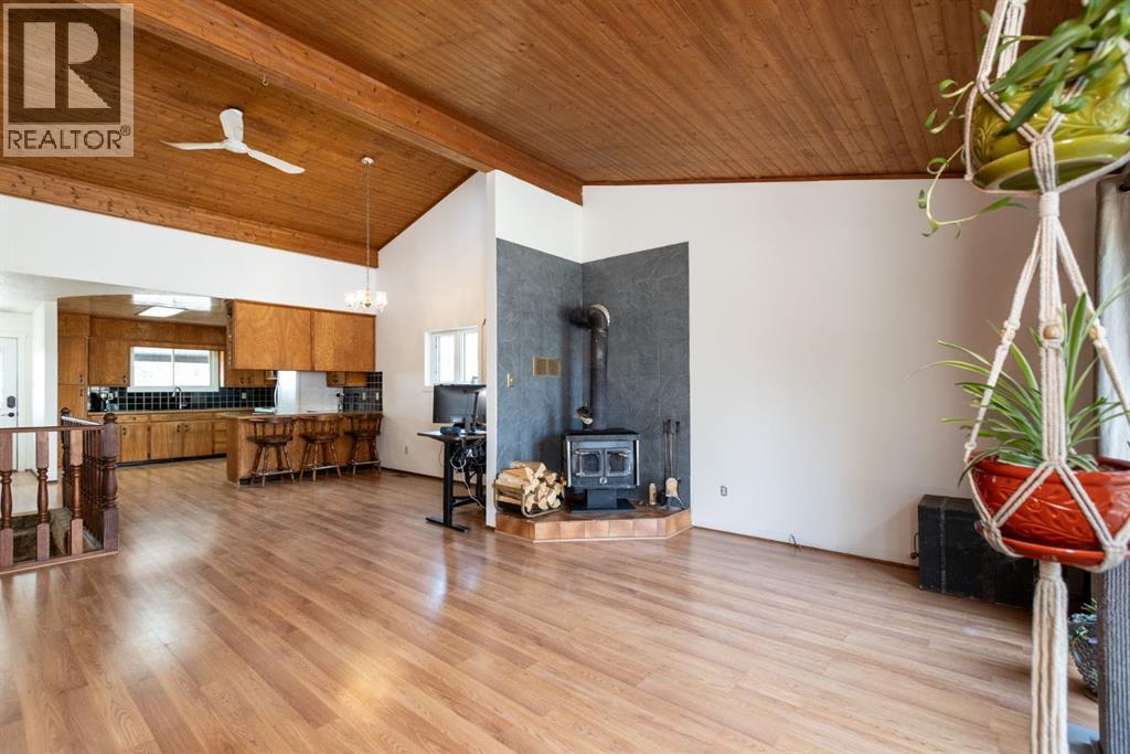 3327 360 Township - 32