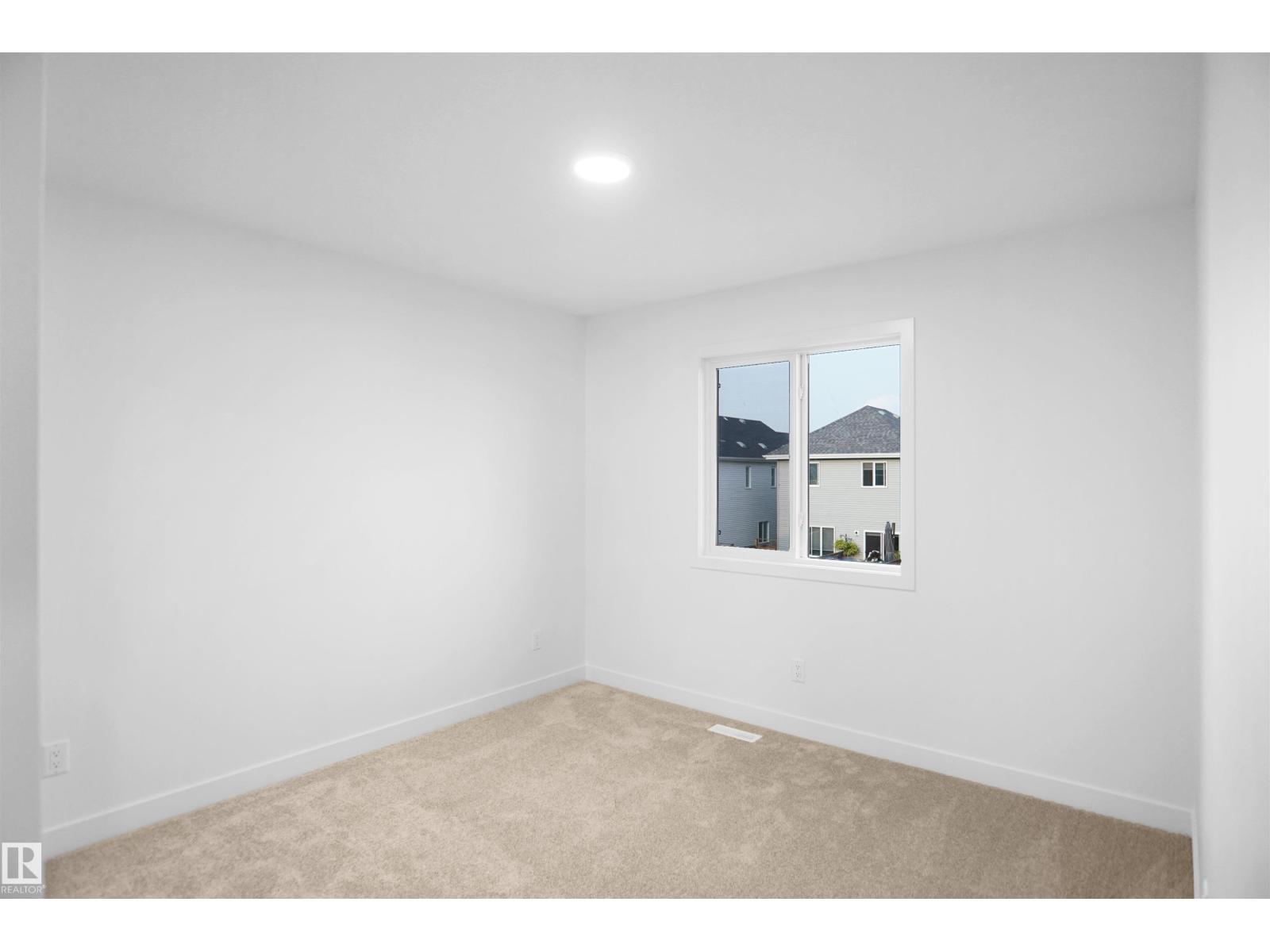 12127 34 AV SW - 28