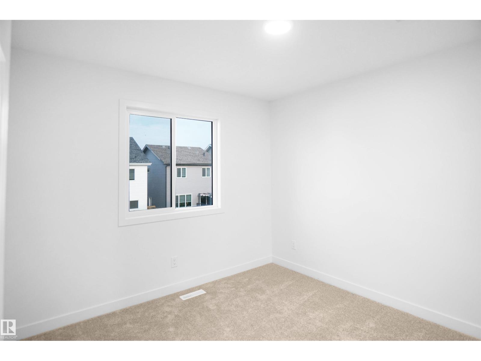 12127 34 AV SW - 30