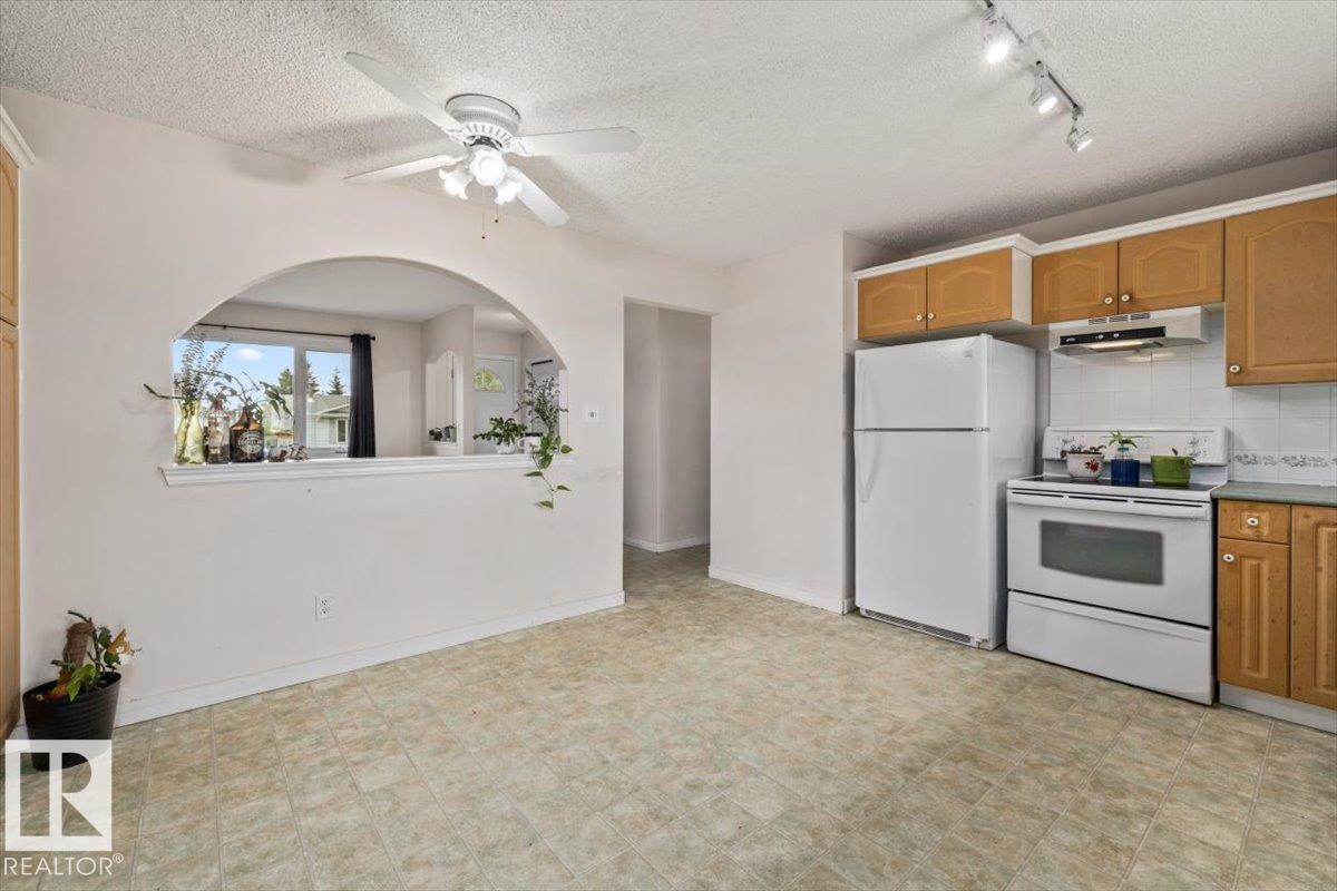 5126 53 Street - 11