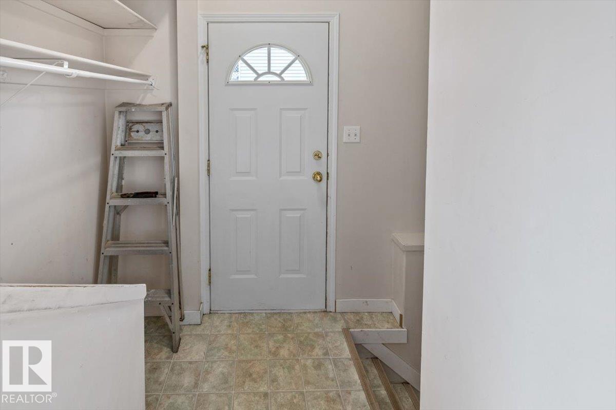5126 53 Street - 22