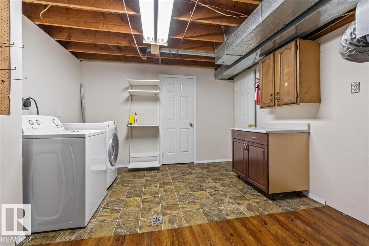 5126 53 Street - 32