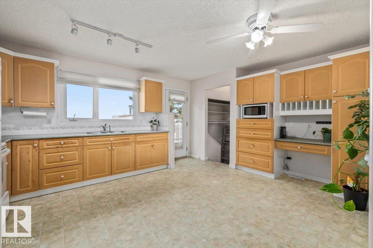 5126 53 Street - 8