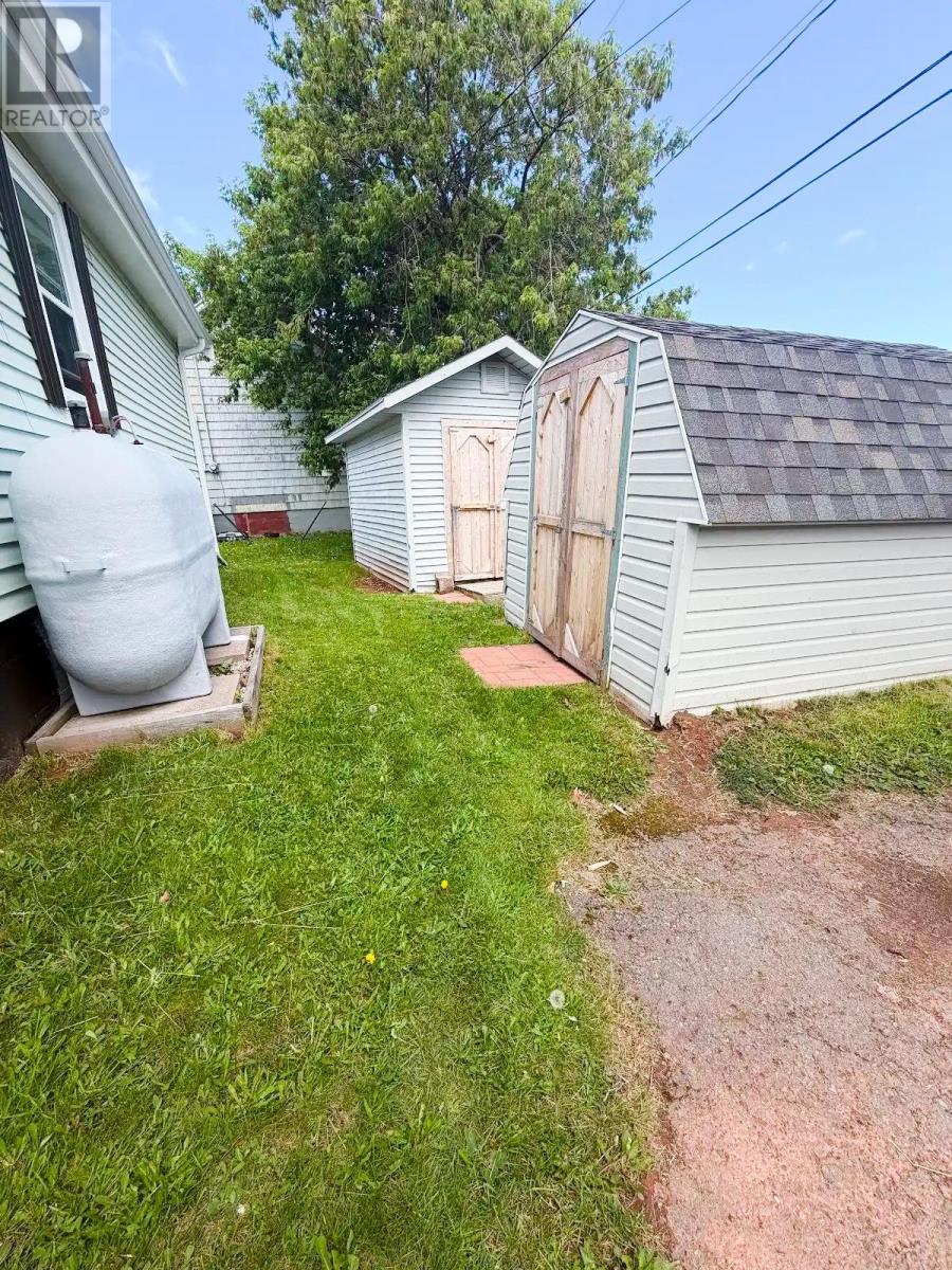 97 & 99 Autumn Street - Image 18